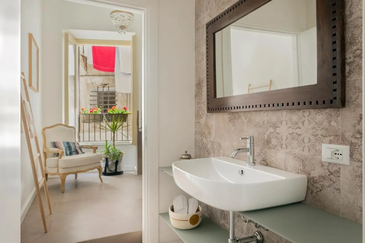 Palazzo Ventimiglia Lodge & Suites Palermo 0*,  İtalya