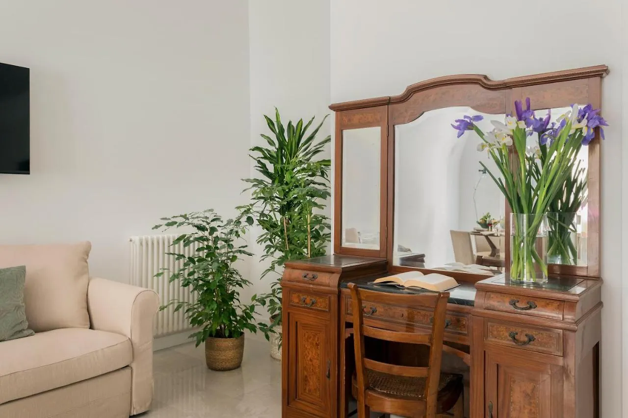 Palazzo Ventimiglia Lodge & Suites باليرمو 0*,
