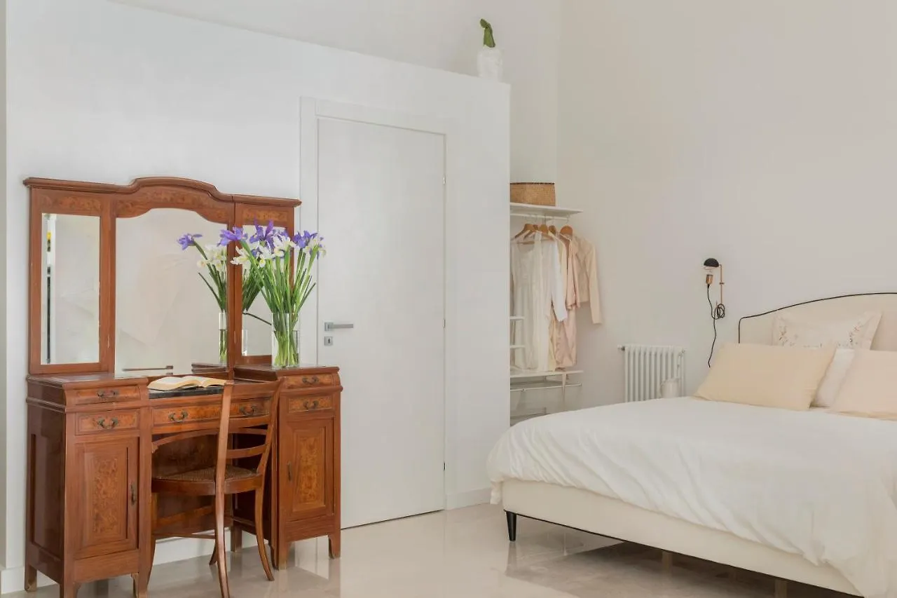 شقة Palazzo Ventimiglia Lodge & Suites باليرمو إيطاليا